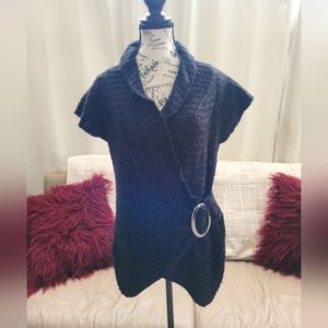 RazzleDazzle womans sweater. Size large.